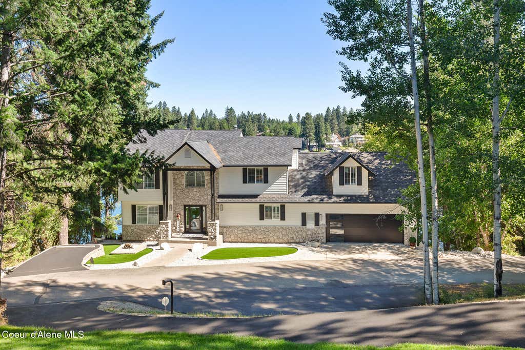 Photo of 7265 Otter Bay Rd, Coeur dAlene, ID 83814 (MLS # 26-7082)