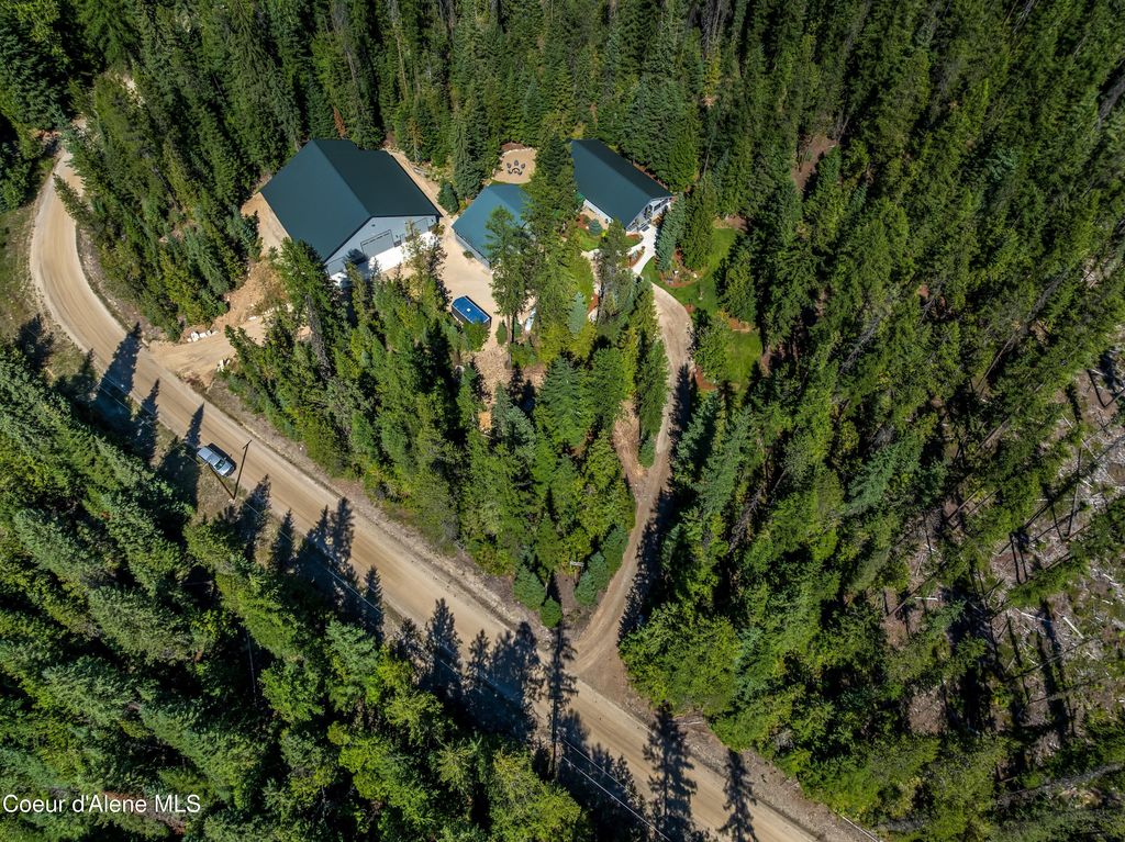 Photo of 2158 Reeder Crk Rd, Nordman, ID 83848 (MLS # 25-8430)