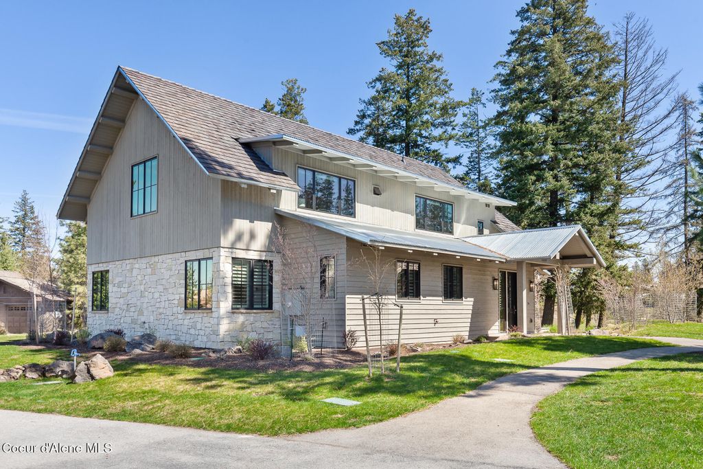 Photo of 7100 Gozzer Rd, Harrison, ID 83833 (MLS # 26-2968)