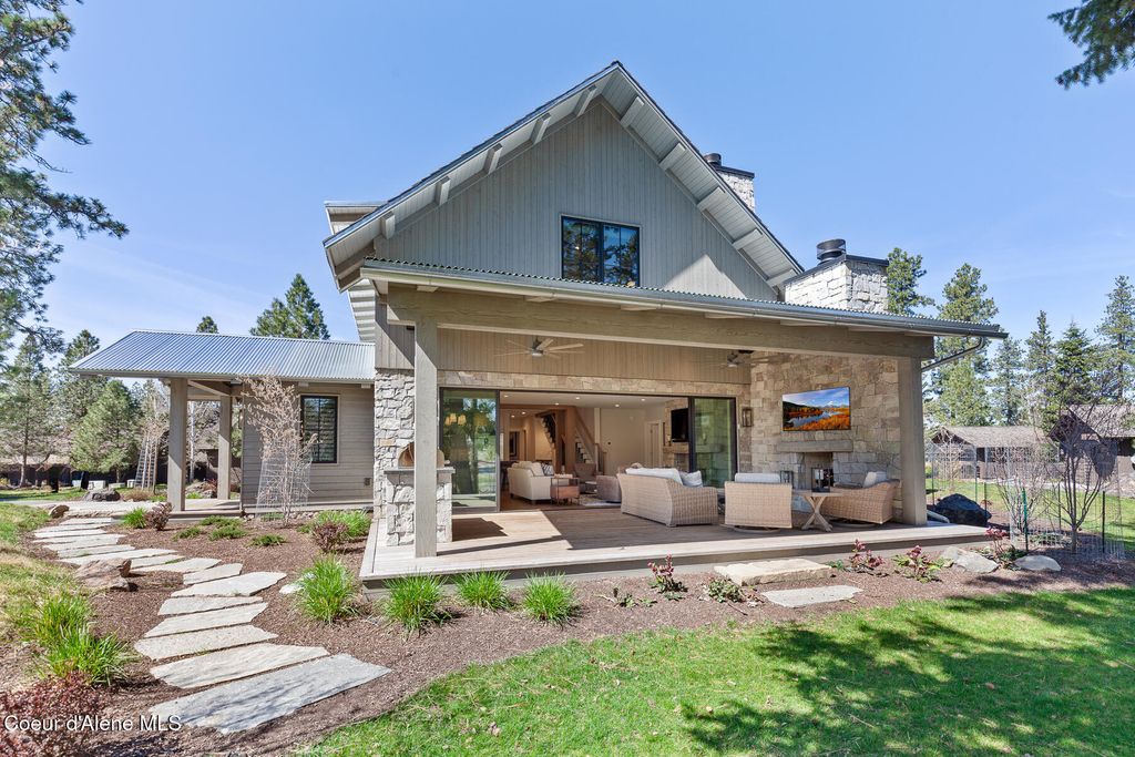 Photo of 7100 Gozzer Rd, Harrison, ID 83833 (MLS # 26-2968)