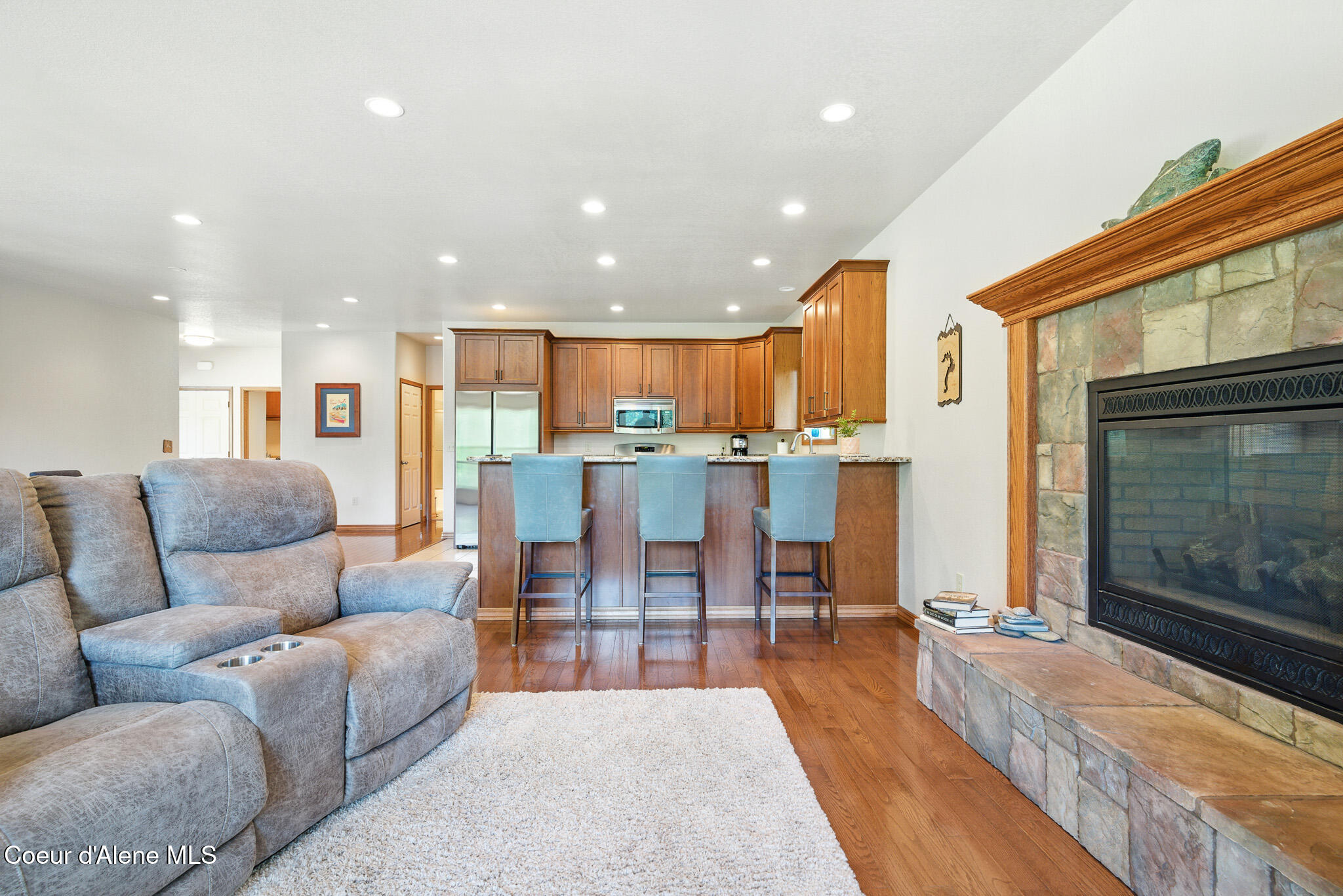 21 Midlake Dr, Sagle, Alaska image 13