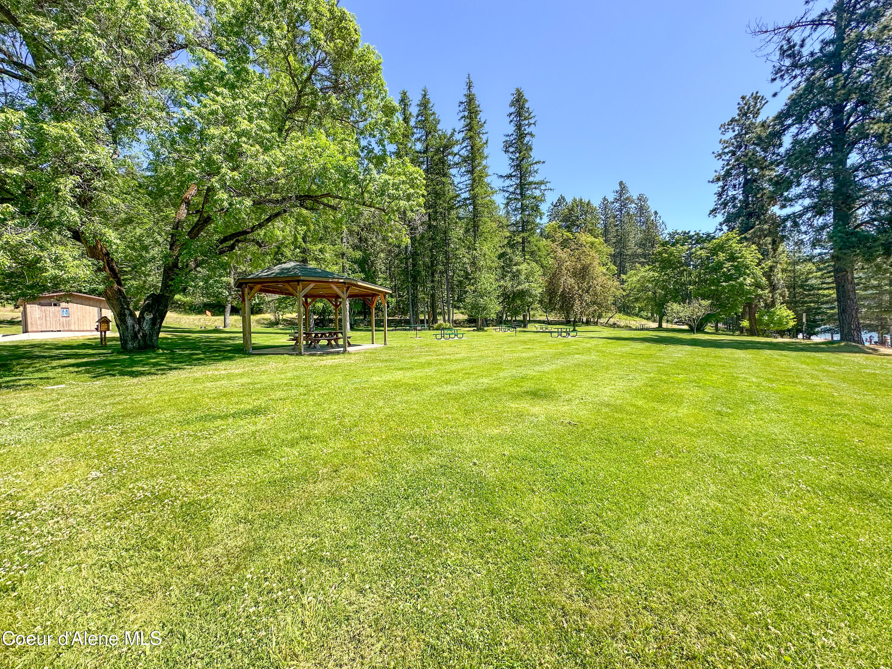 21 Midlake Dr, Sagle, Alaska image 49