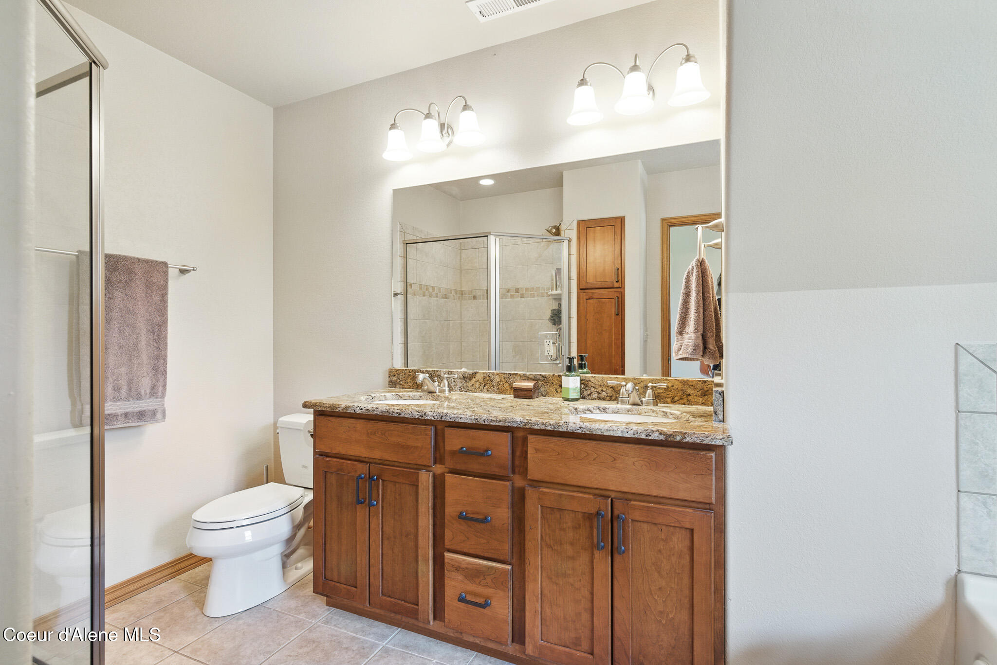 21 Midlake Dr, Sagle, Alaska image 30