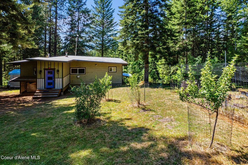 Photo of 2494 Gold Creek Ridge Rd Rd, Sandpoint, ID 83864 (MLS # 25-8071)