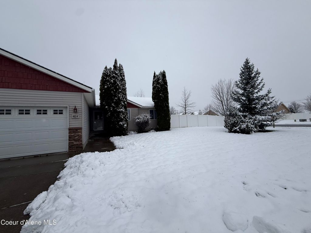 Photo of 4814 PRINCETOWN Ln, Coeur dAlene, ID 83815 (MLS # 25-11448)