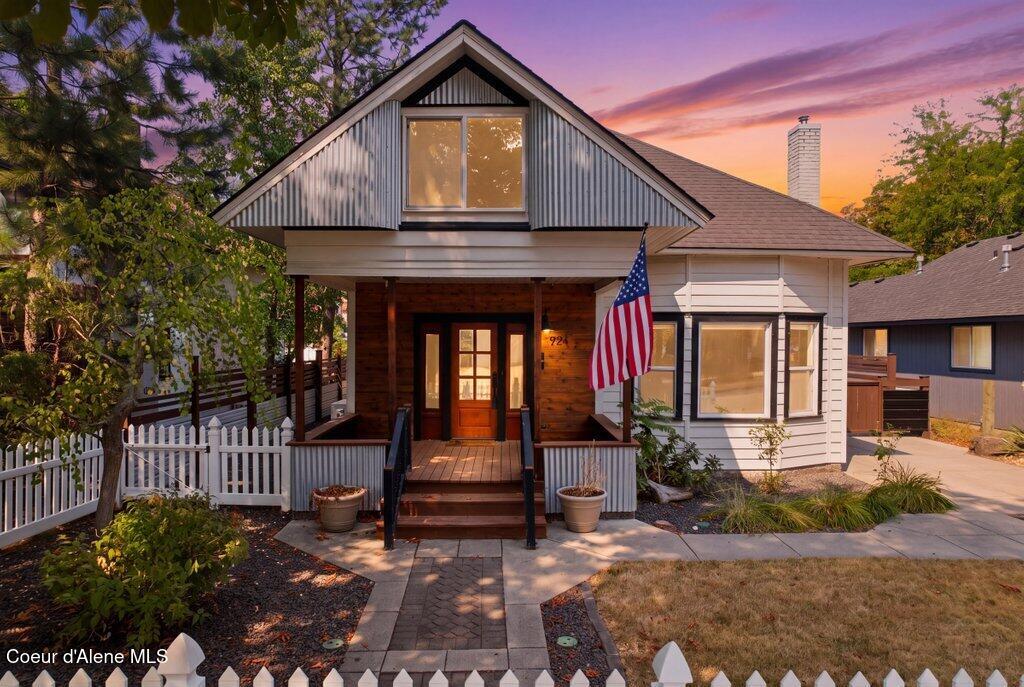 Photo of 921 Front Ave, Coeur dAlene, ID 83814 (MLS # 26-2898)