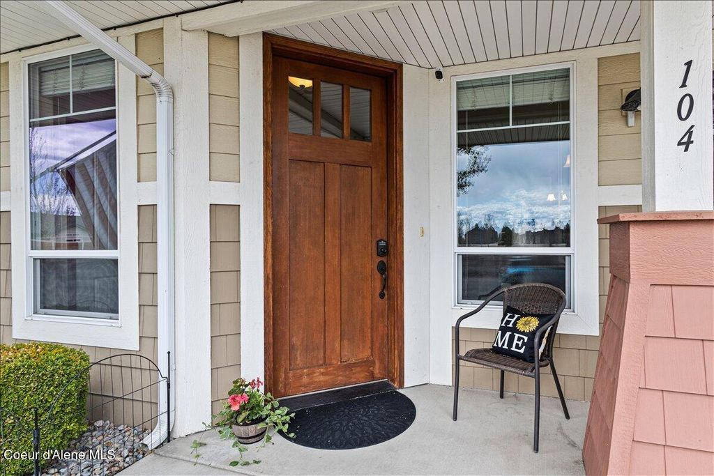 Photo of 755 Icefall Dr #APT 104, Hayden, ID 83835 (MLS # 26-3946)