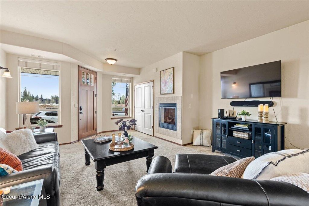 Photo of 755 Icefall Dr #APT 104, Hayden, ID 83835 (MLS # 26-3946)