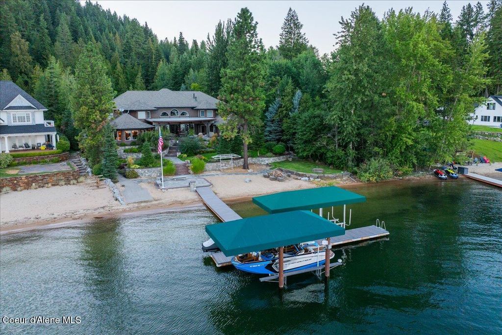 Photo of 55 Ideal Dr, Sandpoint, ID 83864 (MLS # 25-4941)