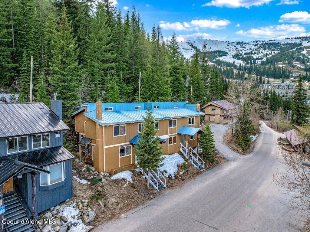 Photo of 226 Mogul Hill Rd Building 3 RD #1, Sandpoint, ID 83864 (MLS # 26-4393)