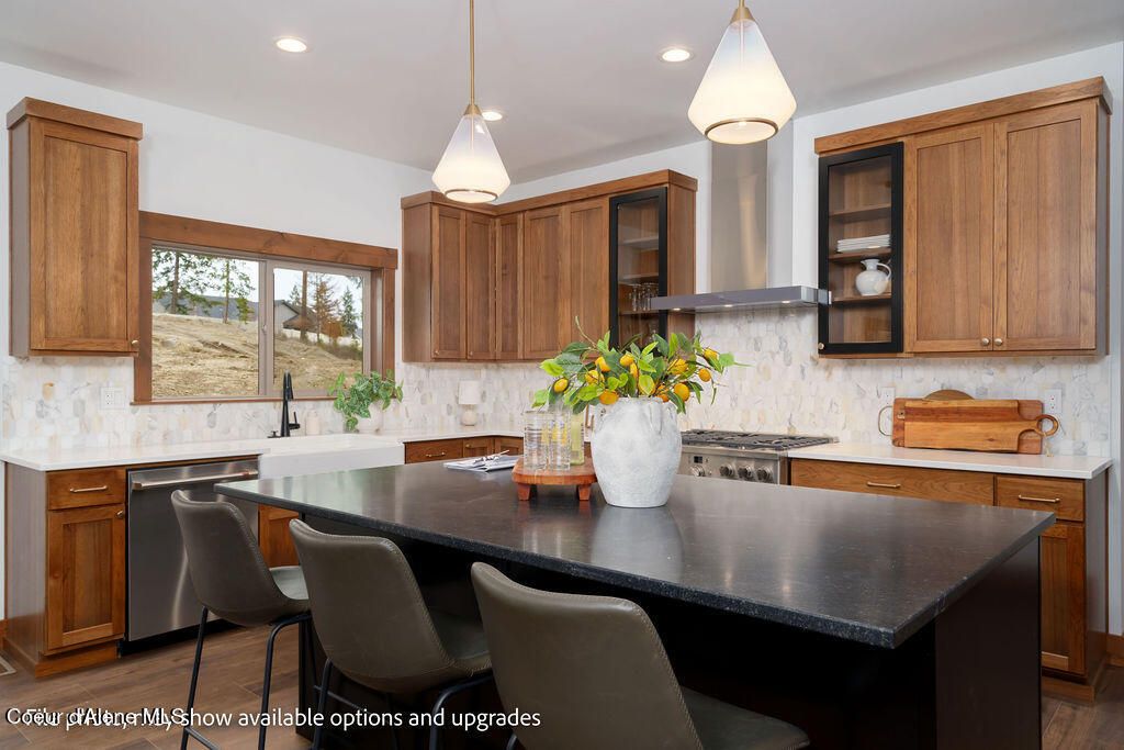 Photo of 1050 SLEEPING DEER Ave, Hayden, ID 83835 (MLS # 26-4026)