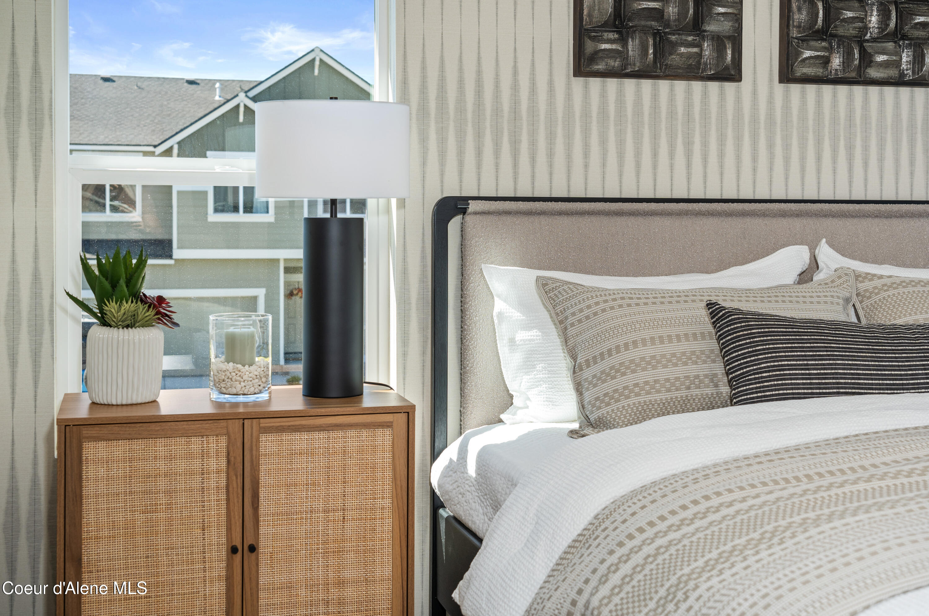 Hayden, Idaho 83835, United States, 4 Bedrooms Bedrooms, ,3 BathroomsBathrooms,Residential,Pending,93487