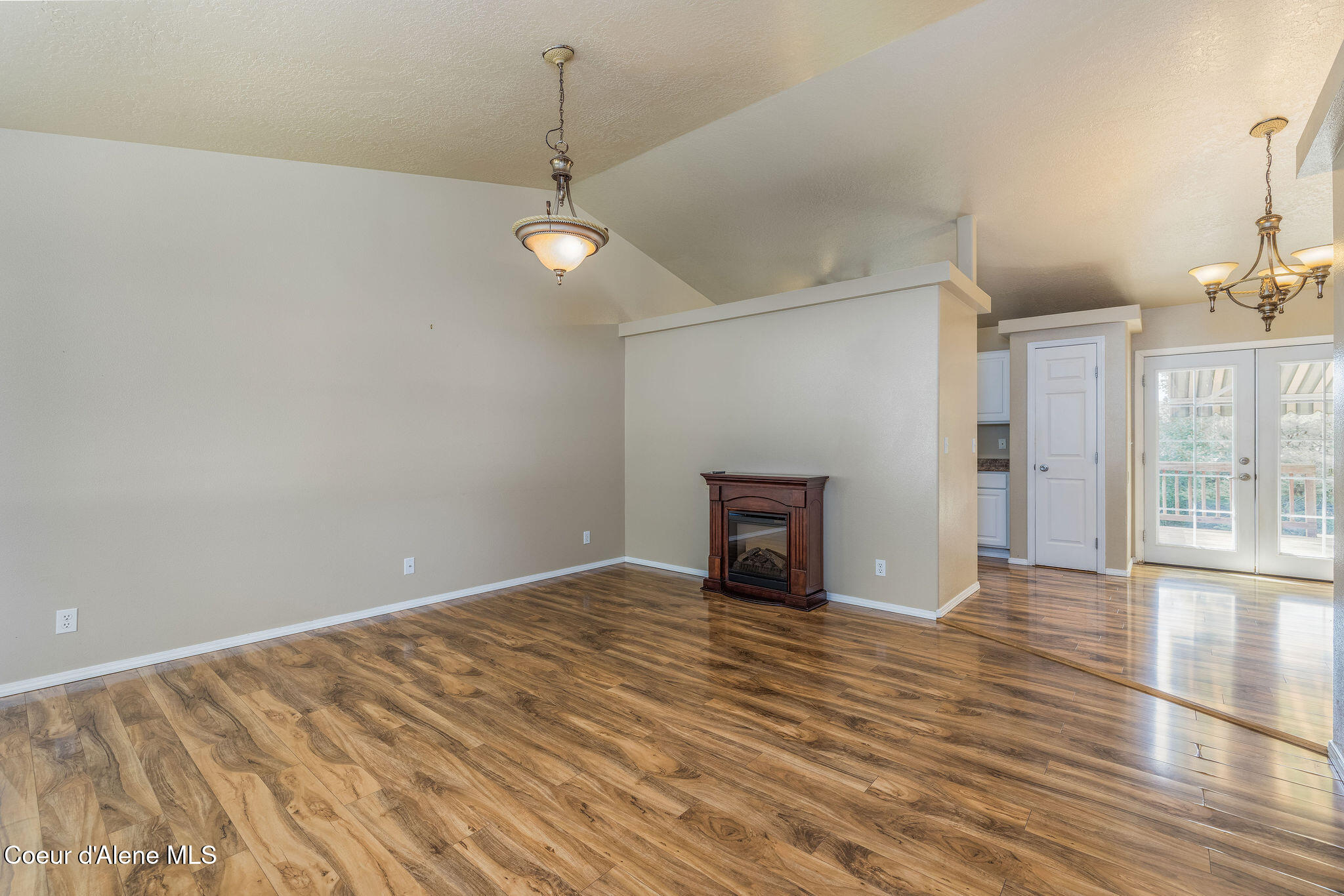 1221 E Elderberry Cir, Coeur d'Alene, Alaska image 3