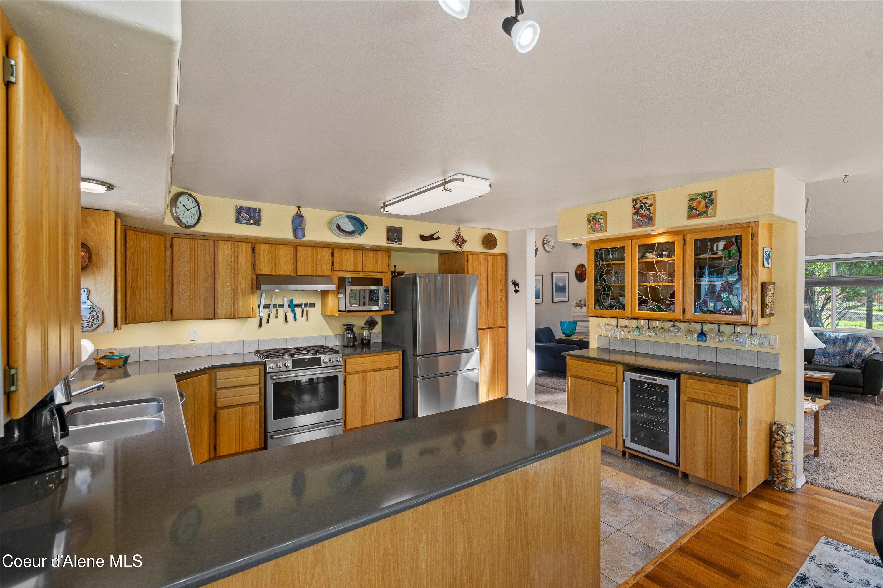 16691 W Hollister Hills Dr, Hauser, Alaska image 22
