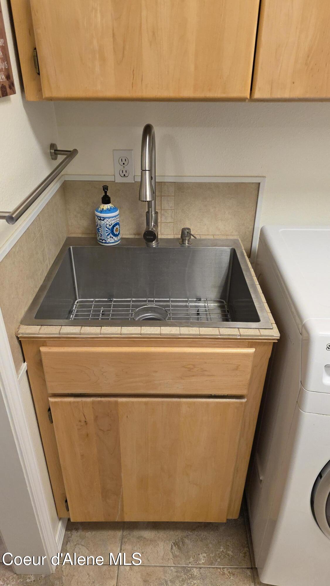 16691 W Hollister Hills Dr, Hauser, Alaska image 30