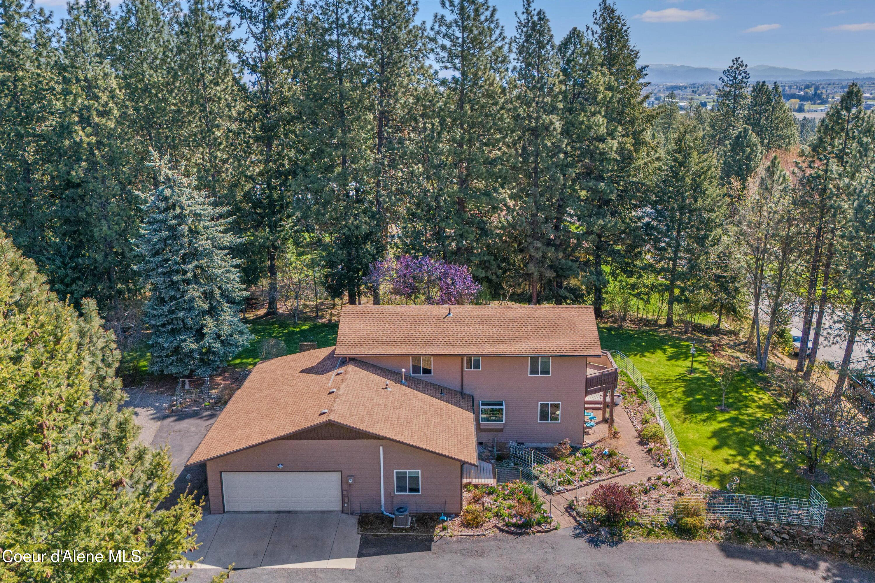 16691 W Hollister Hills Dr, Hauser, Alaska image 4
