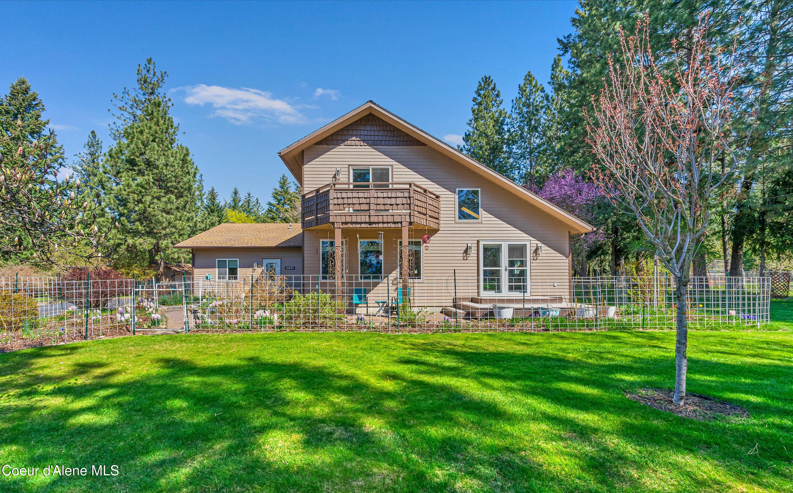 16691 W Hollister Hills Dr, Hauser, Alaska image 7