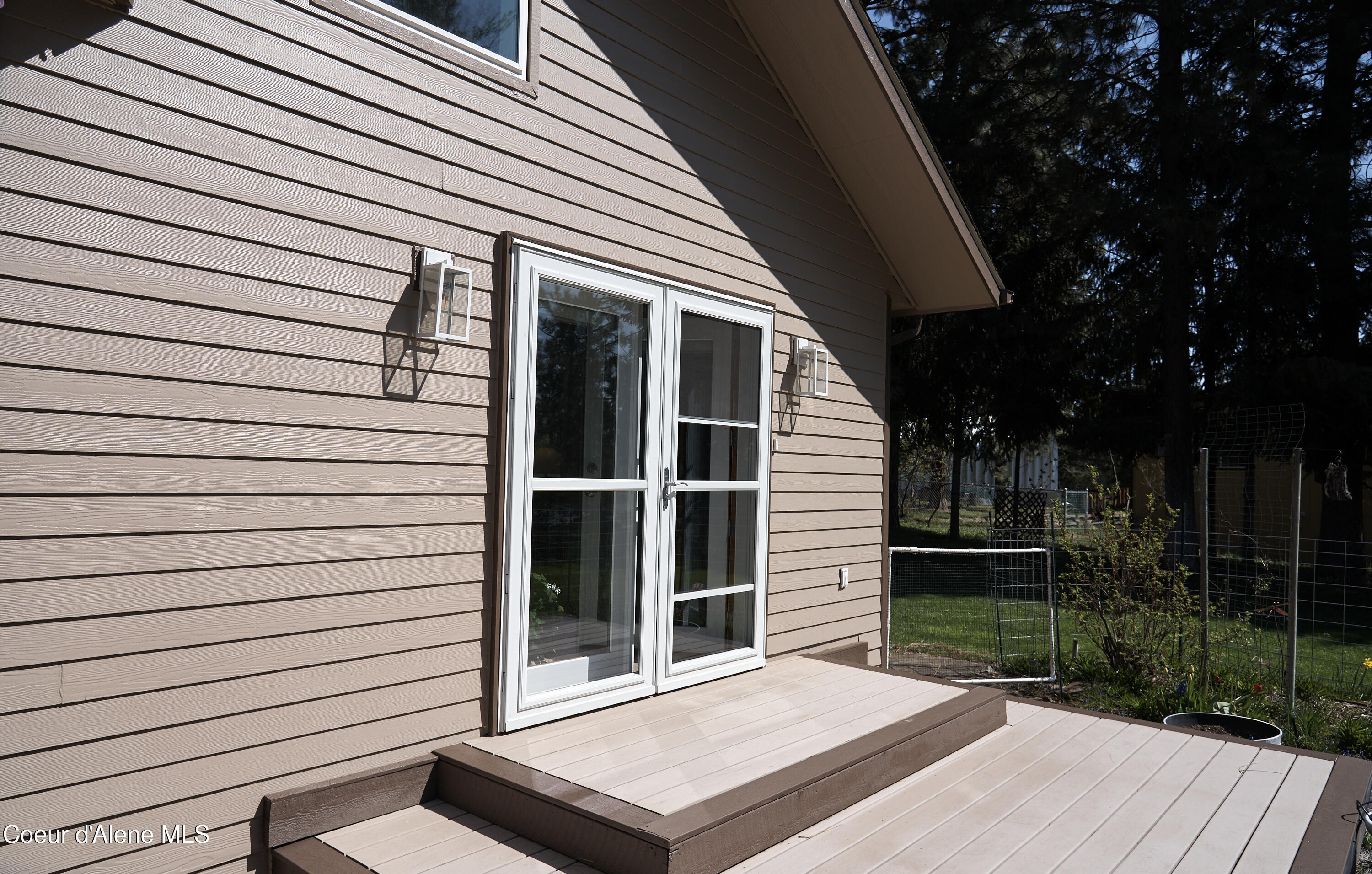 16691 W Hollister Hills Dr, Hauser, Alaska image 14
