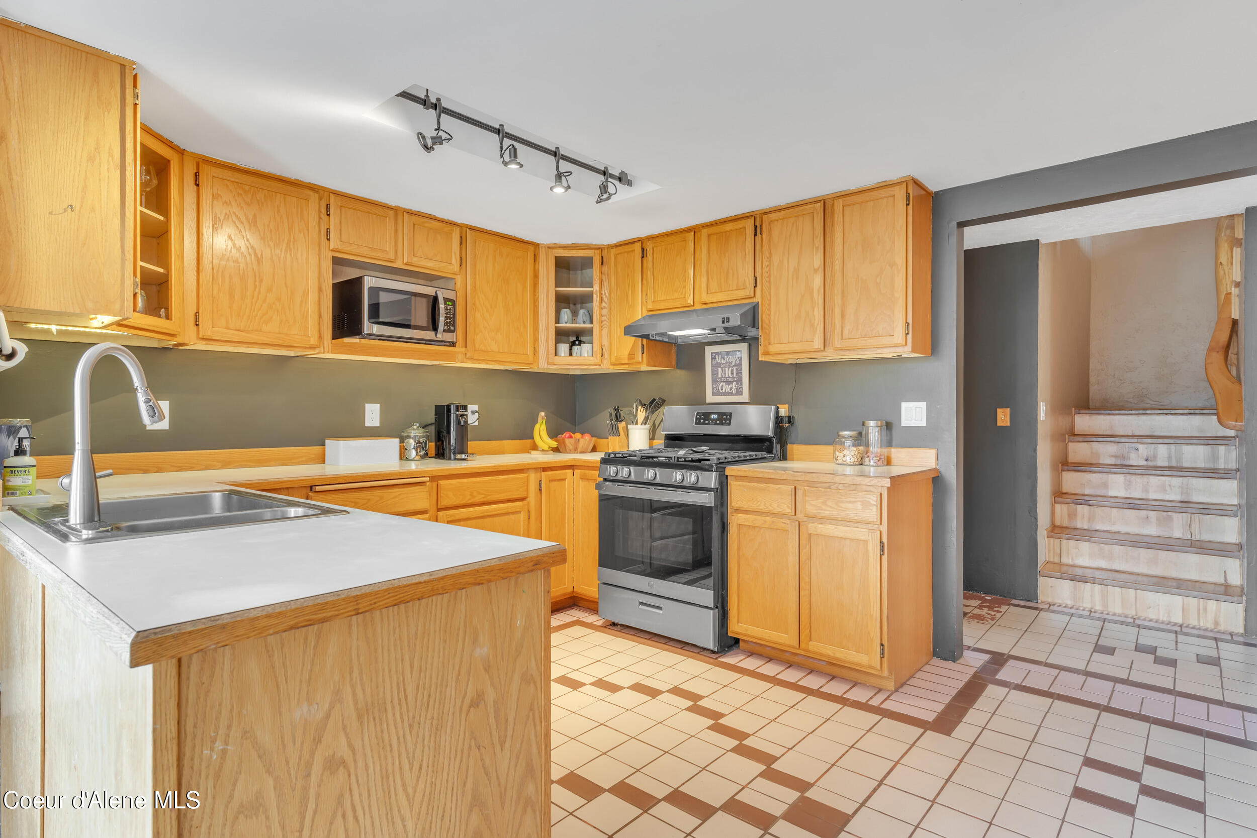 7928 Colburn Culver Rd, Sandpoint, Idaho image 16