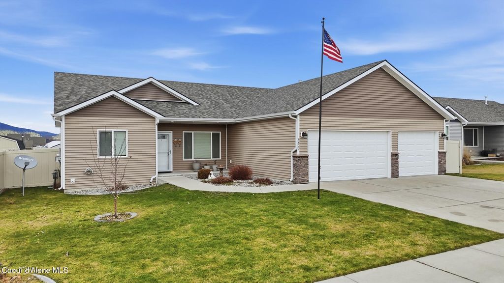 Photo of 6637 RAMBO St, Rathdrum, ID 83858 (MLS # 26-1259)