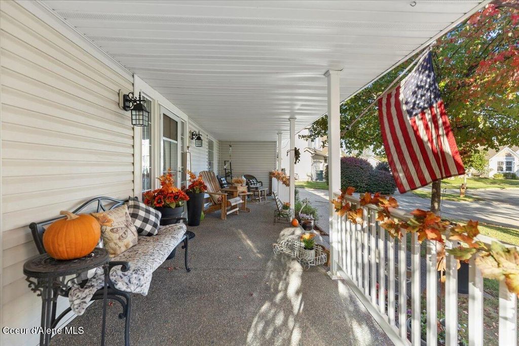 Photo of 7767 Gila Ct, Coeur dAlene, ID 83815 (MLS # 26-1732)