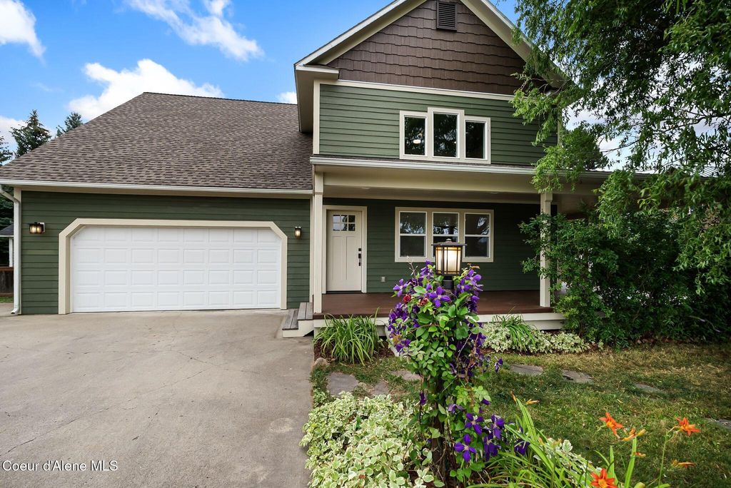 Photo of 603 Mackies WAY, Sandpoint, ID 83864 (MLS # 26-7362)