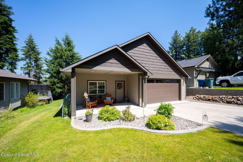 Photo of 1427 Loch Haven Haven, Hayden, ID 83835 (MLS # 26-7138)