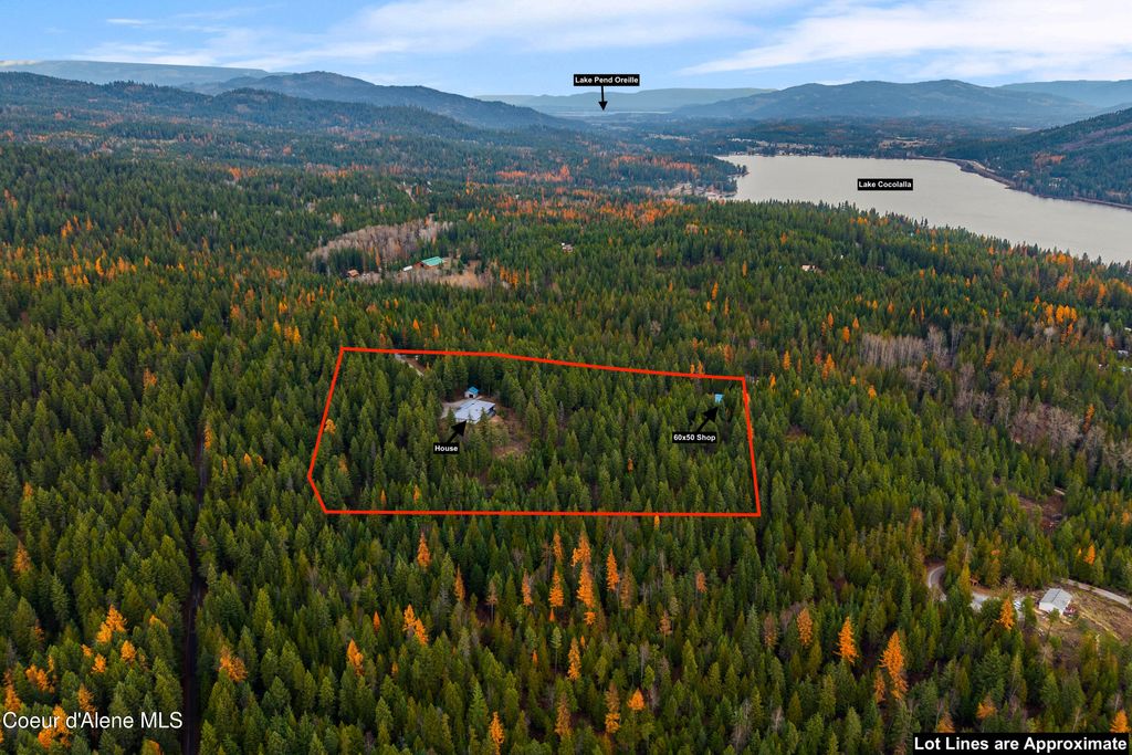 Photo of 422 Roop Rd Rd, Cocolalla, ID 83813 (MLS # 25-11151)