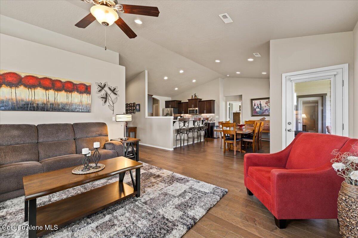 3265 E Galway Cir, Post Falls, Idaho image 8