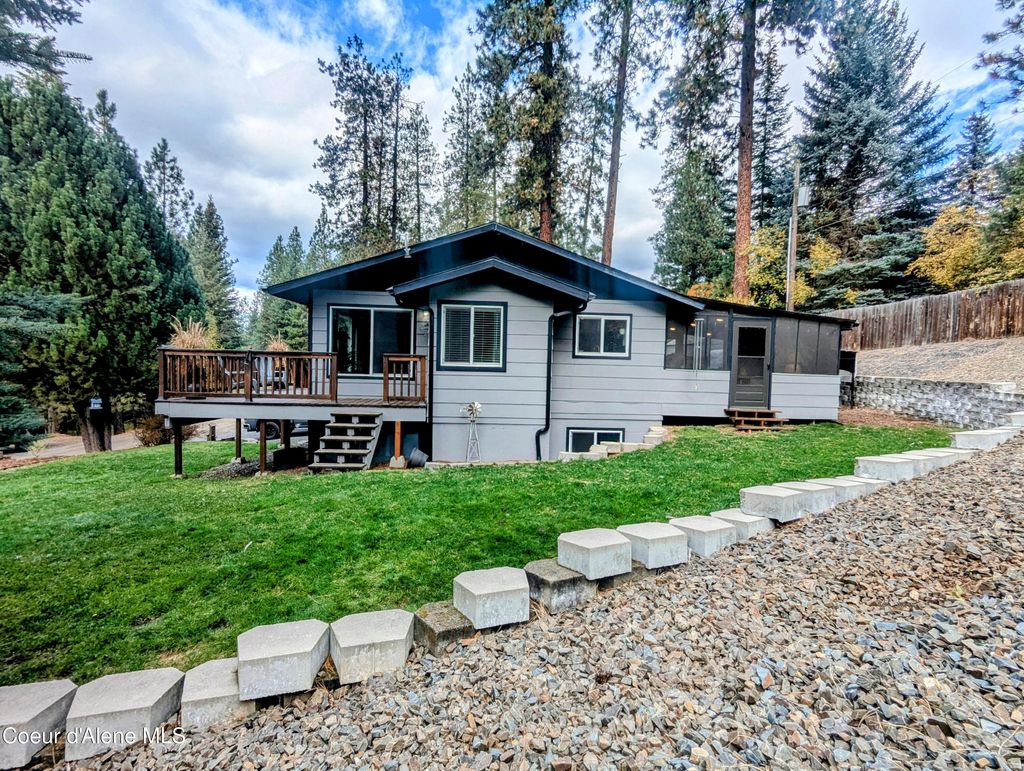 Photo of 190 Ragan Dr Dr, St. Maries, ID 83861 (MLS # 25-10398)