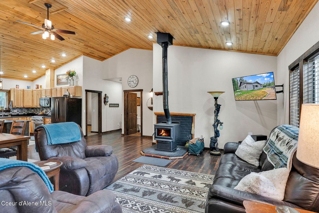 Photo of 648 Curley Creek Rd, Moyie Springs, ID 83845 (MLS # 25-7369)