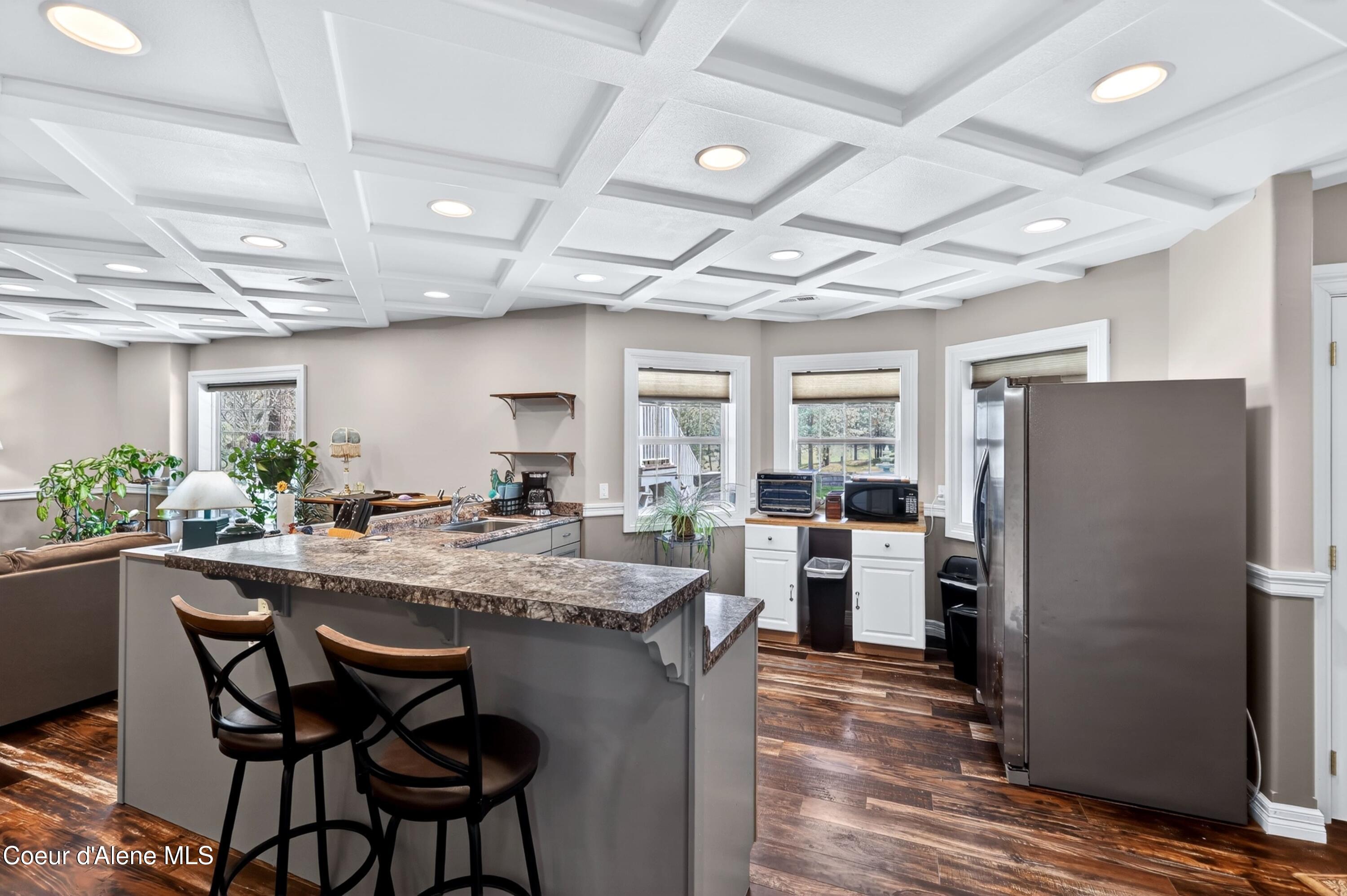 Medical Lake, Washington, 99022, United States, 5 Bedrooms Bedrooms, ,5 BathroomsBathrooms,Residential,Active,2043443