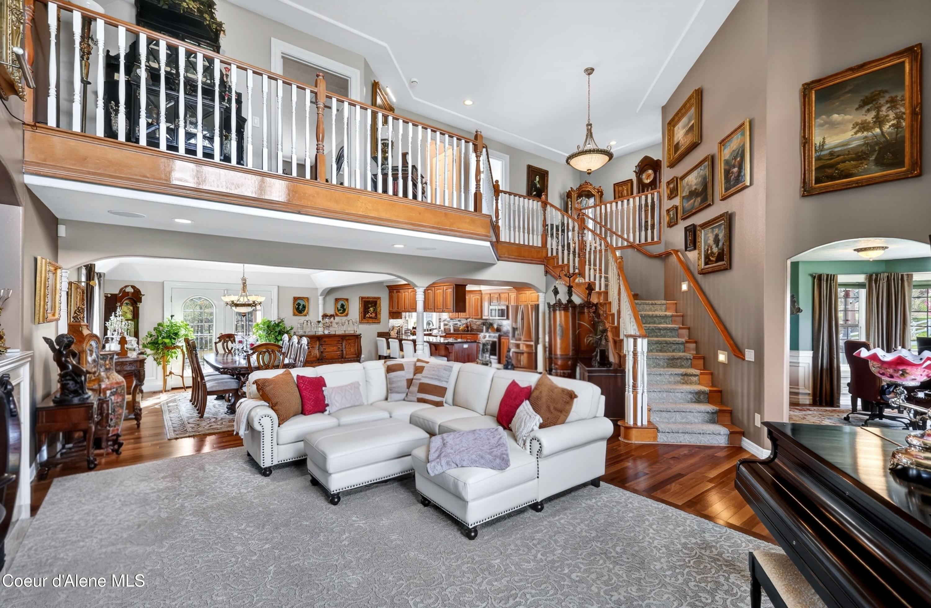 Medical Lake, Washington, 99022, United States, 5 Bedrooms Bedrooms, ,5 BathroomsBathrooms,Residential,Active,2043443