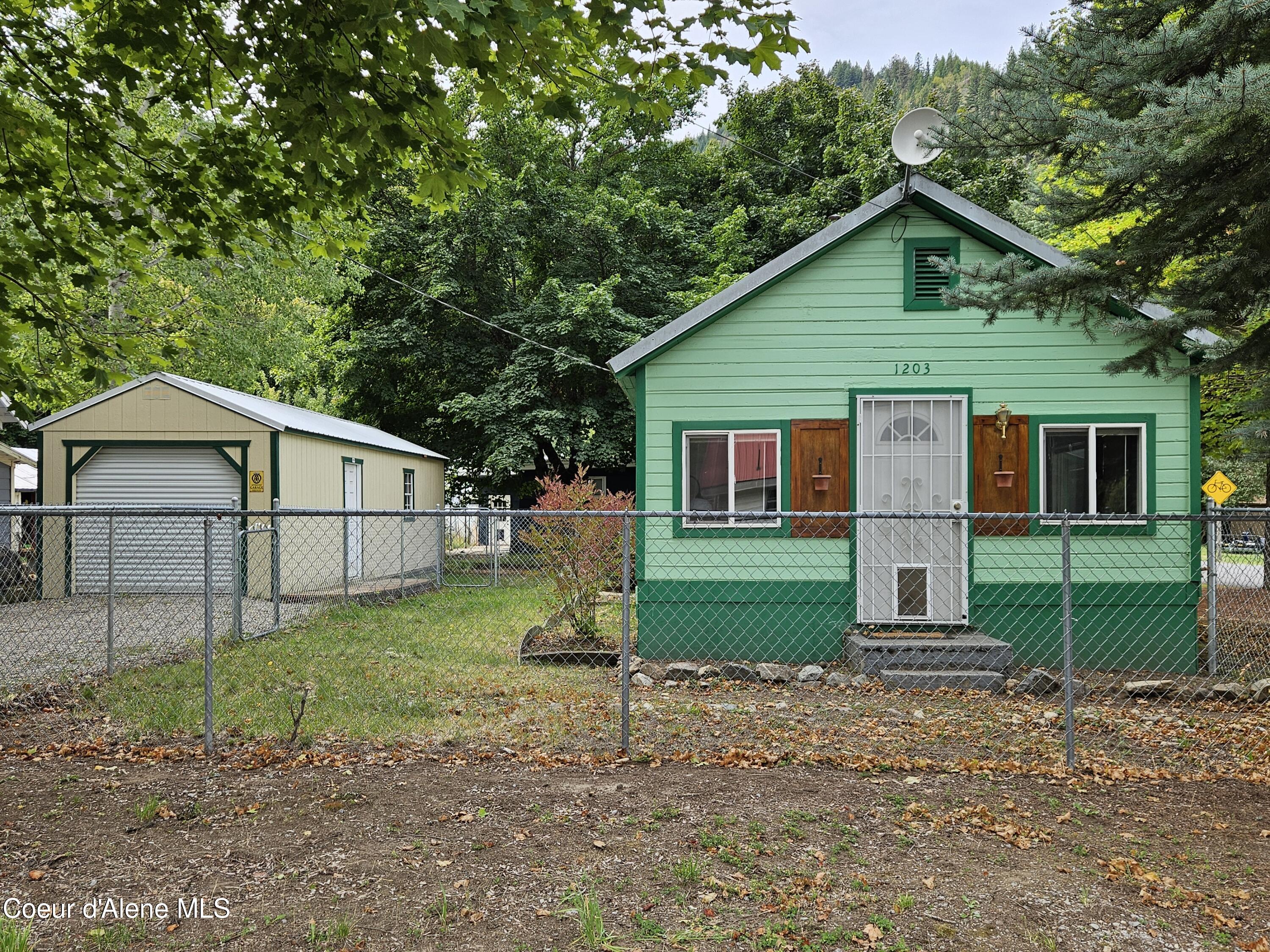 1203 Garden Ave, Osburn, Idaho image 1