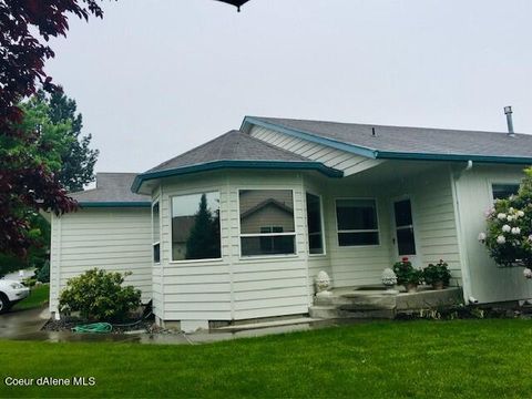 Photo of 1135 LEISURE Dr, Hayden, ID 83835 (MLS # 25-9993)