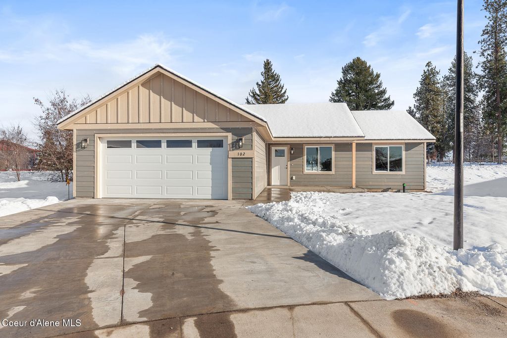 Photo of 102 Narcissus Ct, Post Falls, ID 83854 (MLS # 26-325)