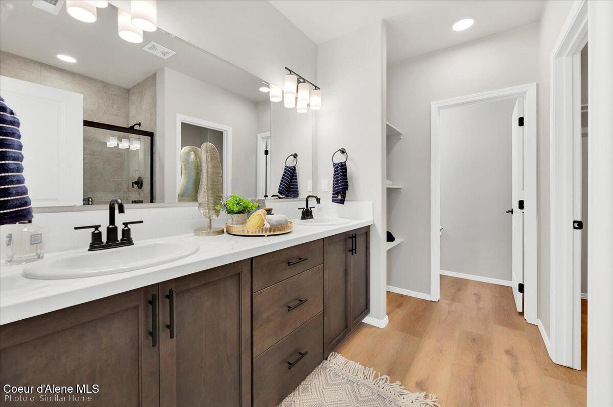 Post Falls, Idaho 83854, United States, 3 Bedrooms Bedrooms, ,2 BathroomsBathrooms,Residential,Active,198218