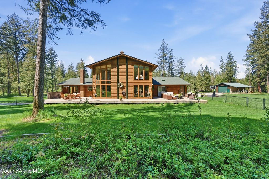 Photo of 5999 ROGER Dr, Post Falls, ID 83854 (MLS # 26-4544)