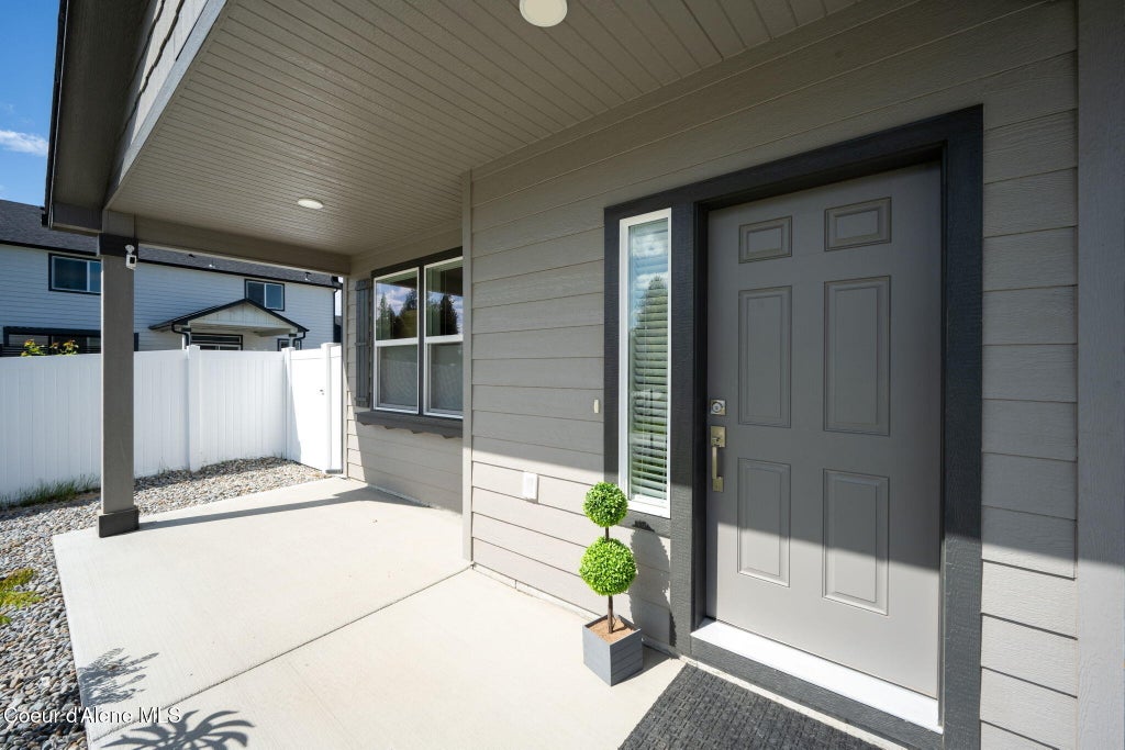 Photo of 16026 Hadley LOOP, Rathdrum, ID 83858 (MLS # 26-5761)
