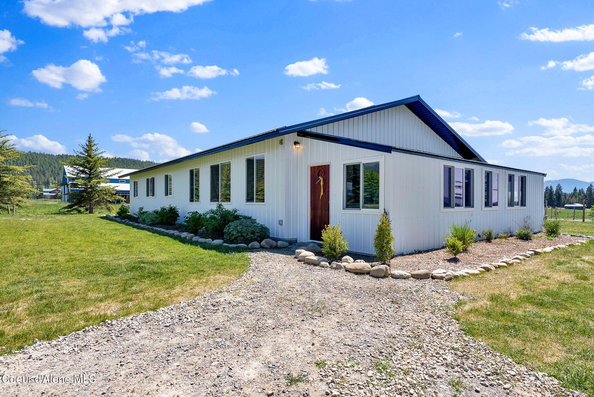 416 Fawn Ln, Bonners Ferry, Idaho image 1