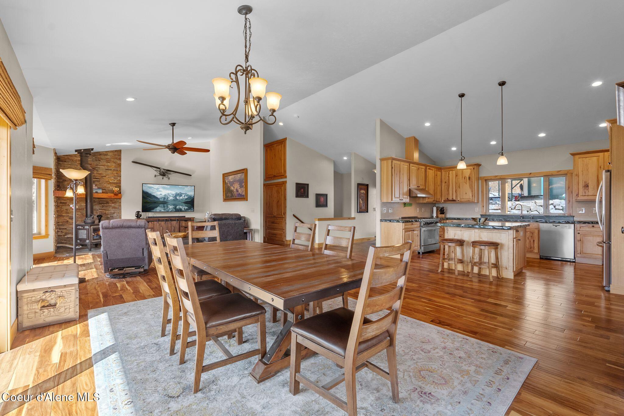422 Lightning Peak Rd, Sandpoint, Idaho image 6