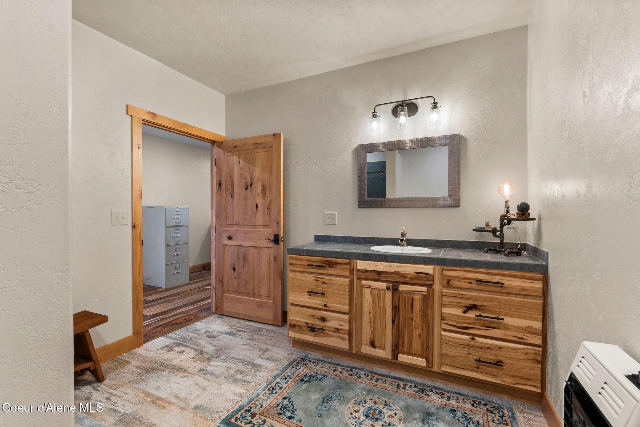 422 Lightning Peak Rd, Sandpoint, Idaho image 47