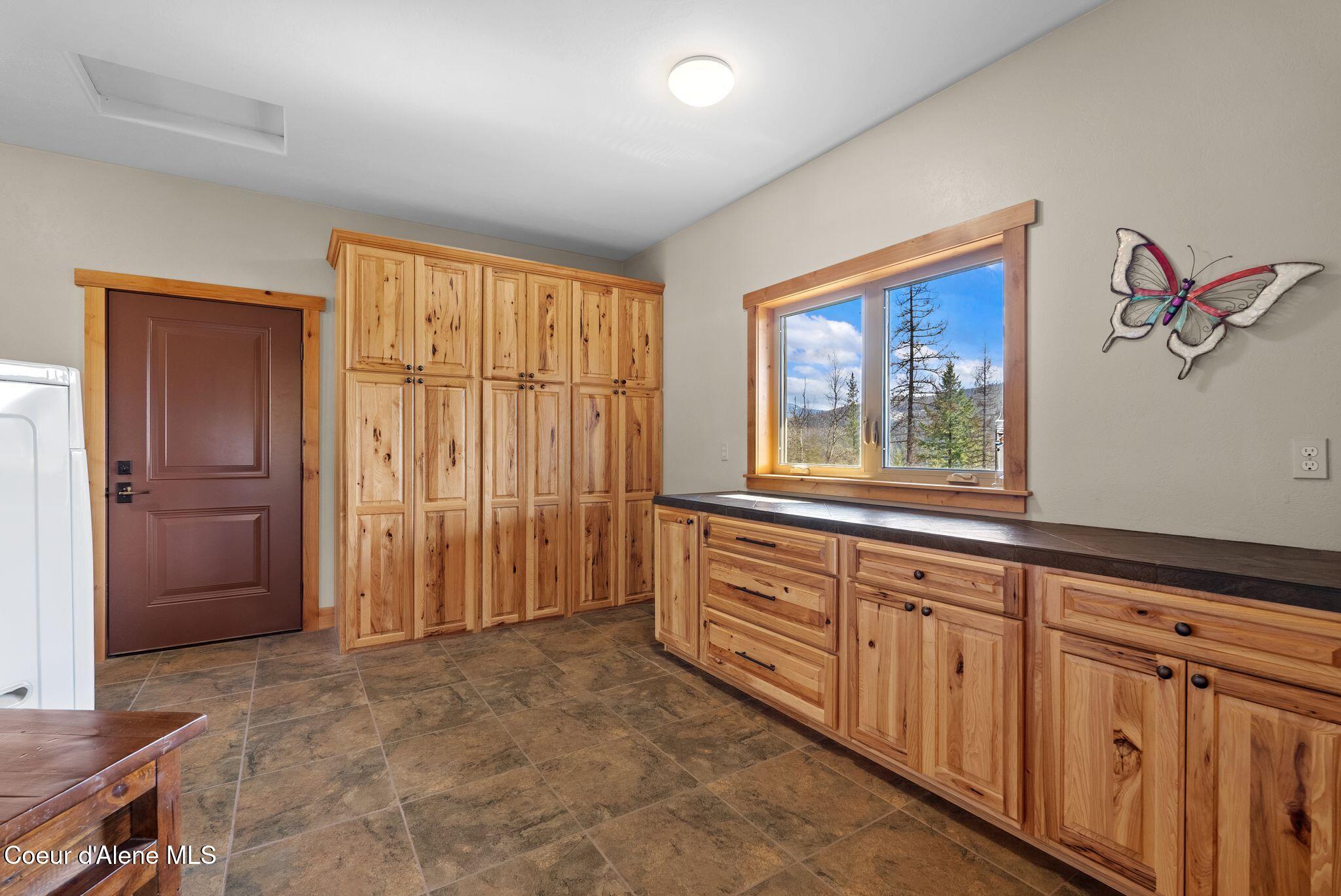422 Lightning Peak Rd, Sandpoint, Idaho image 33