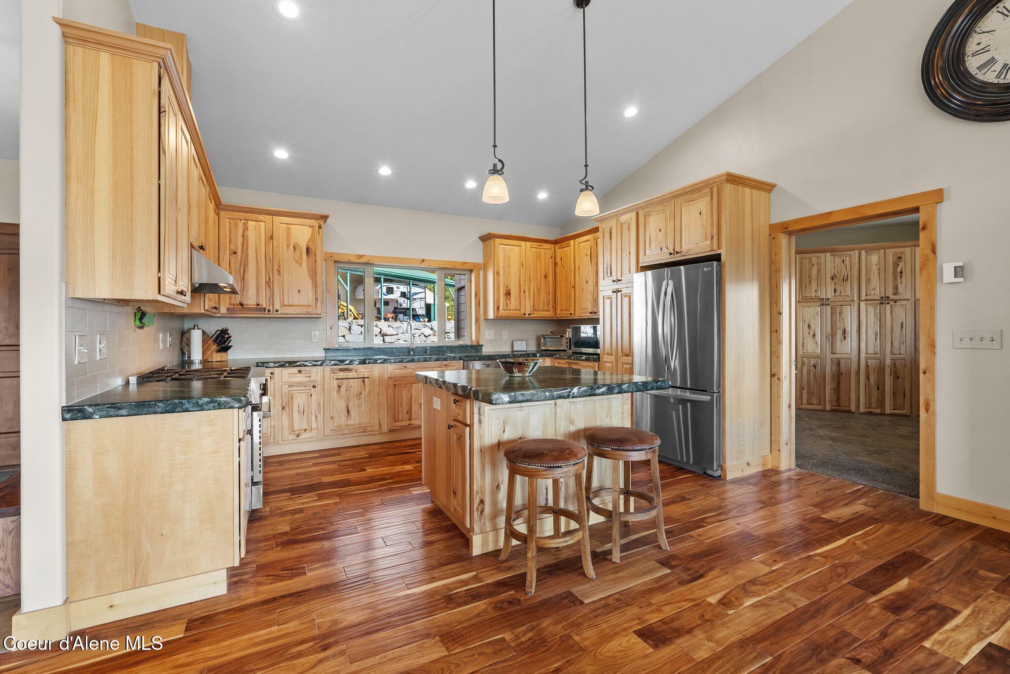 422 Lightning Peak Rd, Sandpoint, Idaho image 7