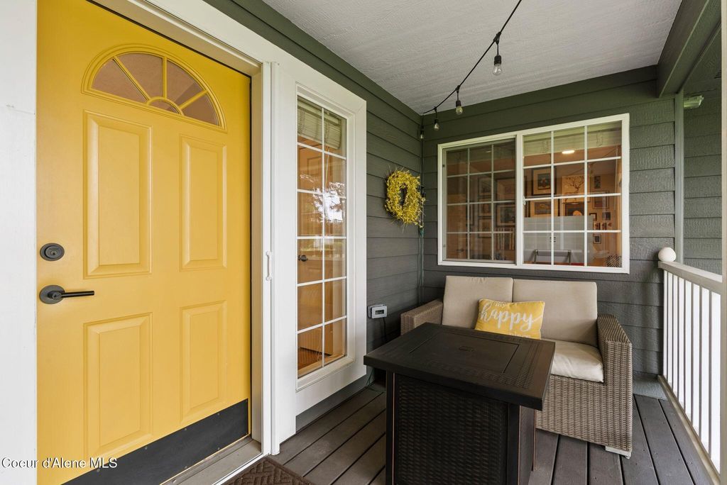 Photo of 5030 Frazier Dr, Post Falls, ID 83854 (MLS # 26-2475)