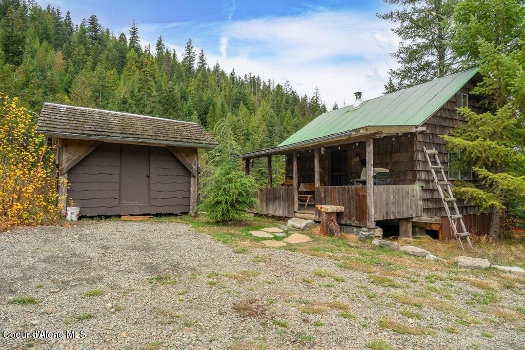 Photo of 20308 Canary Creek Creek, Cataldo, ID 83810 (MLS # 26-136)