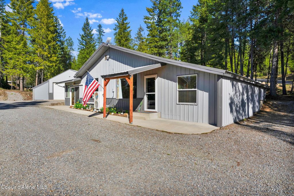 Photo of 217&amp;283 Wolverine, Cocolalla, ID 83813 (MLS # 26-3888)