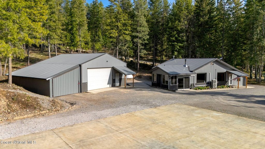 Photo of 217&amp;283 Wolverine, Cocolalla, ID 83813 (MLS # 26-3888)