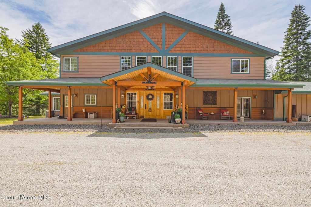 Photo of 15964 SONGBIRD Ln, Rathdrum, ID 83858 (MLS # 25-5978)