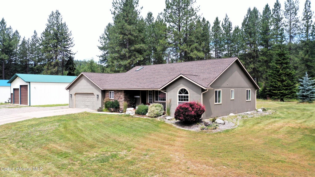 Photo of 6637 Little Joe Rd, Coeur dAlene, ID 83814 (MLS # 26-6549)